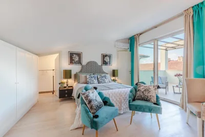 Serenity Vista Penthouse with Terrace in the City – 照片 7