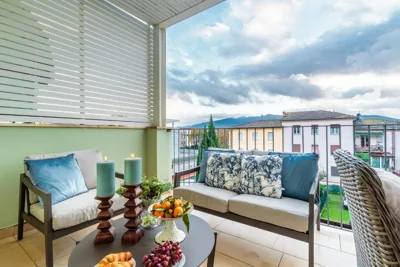 Serenity Vista Penthouse with Terrace in the City – 照片 11